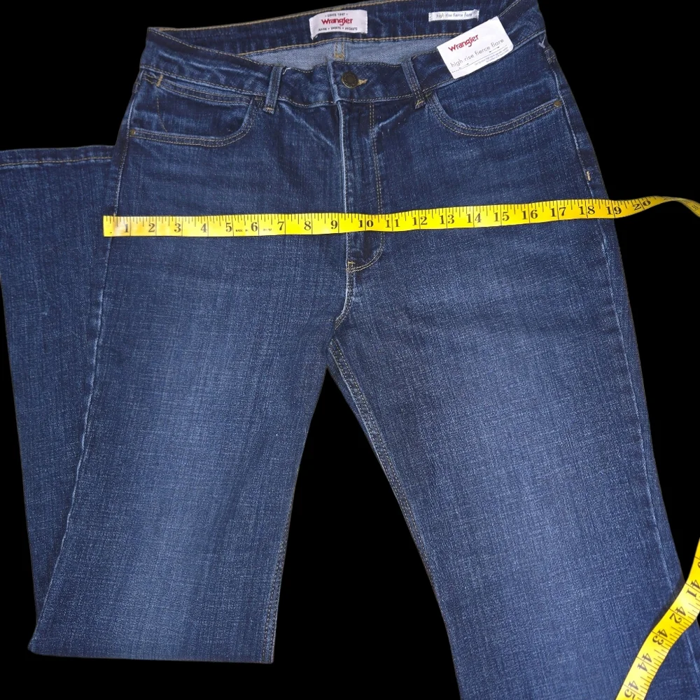 Wrangler High Rise Fierce Flare Jeans Dark Wash Retro Western Denim - Picture 8 of 10